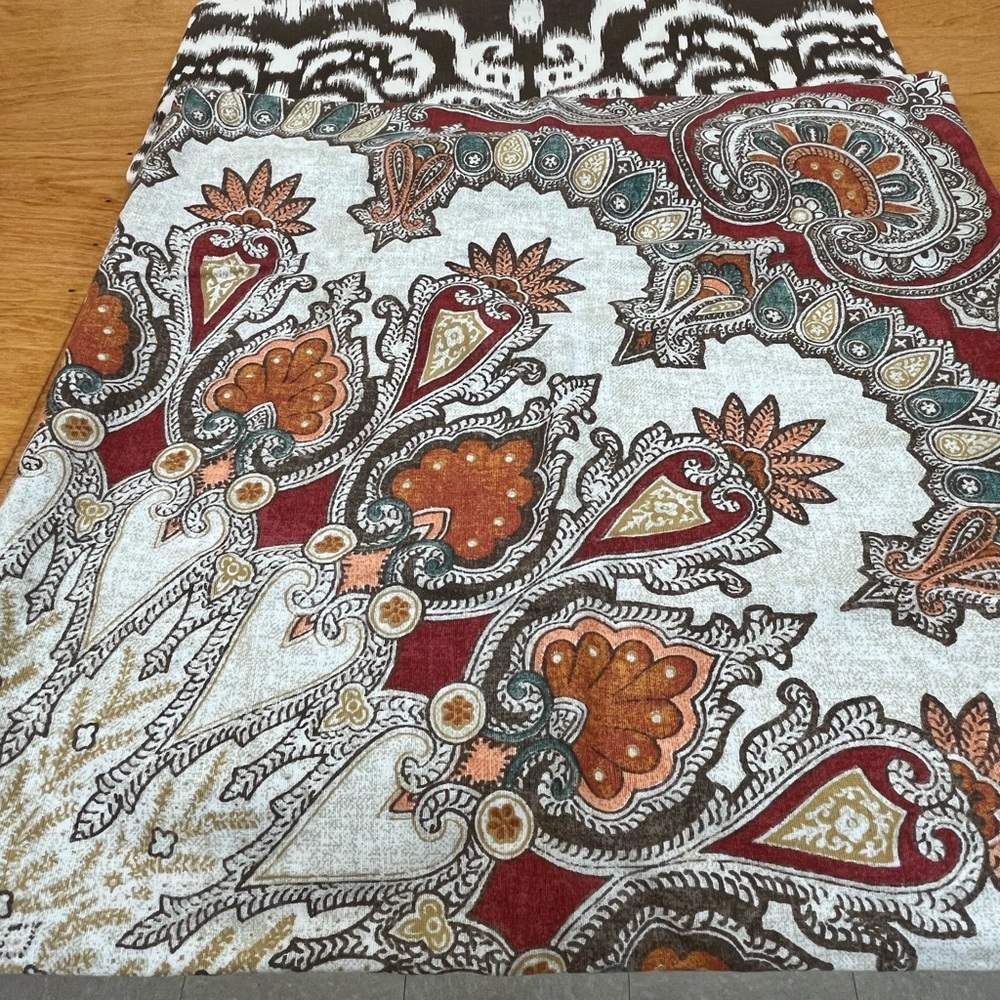 Pair of Pottery Barn Valencia Pillow Covers - Picture 7 of 7
